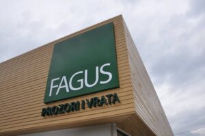 Read more about the article Otvoren renovirani salon FAGUS prozori i vrata